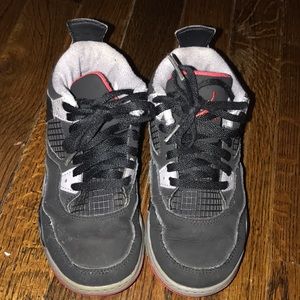 Kids sneakers (Jordan 4s)